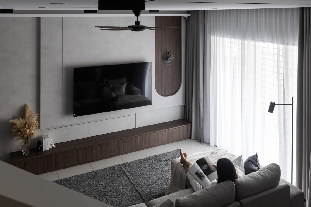 Dark Tone Modern Design Living Room
